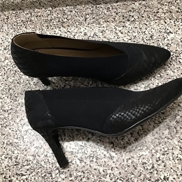 Naturalizer Shoes - Picture 6 of 8